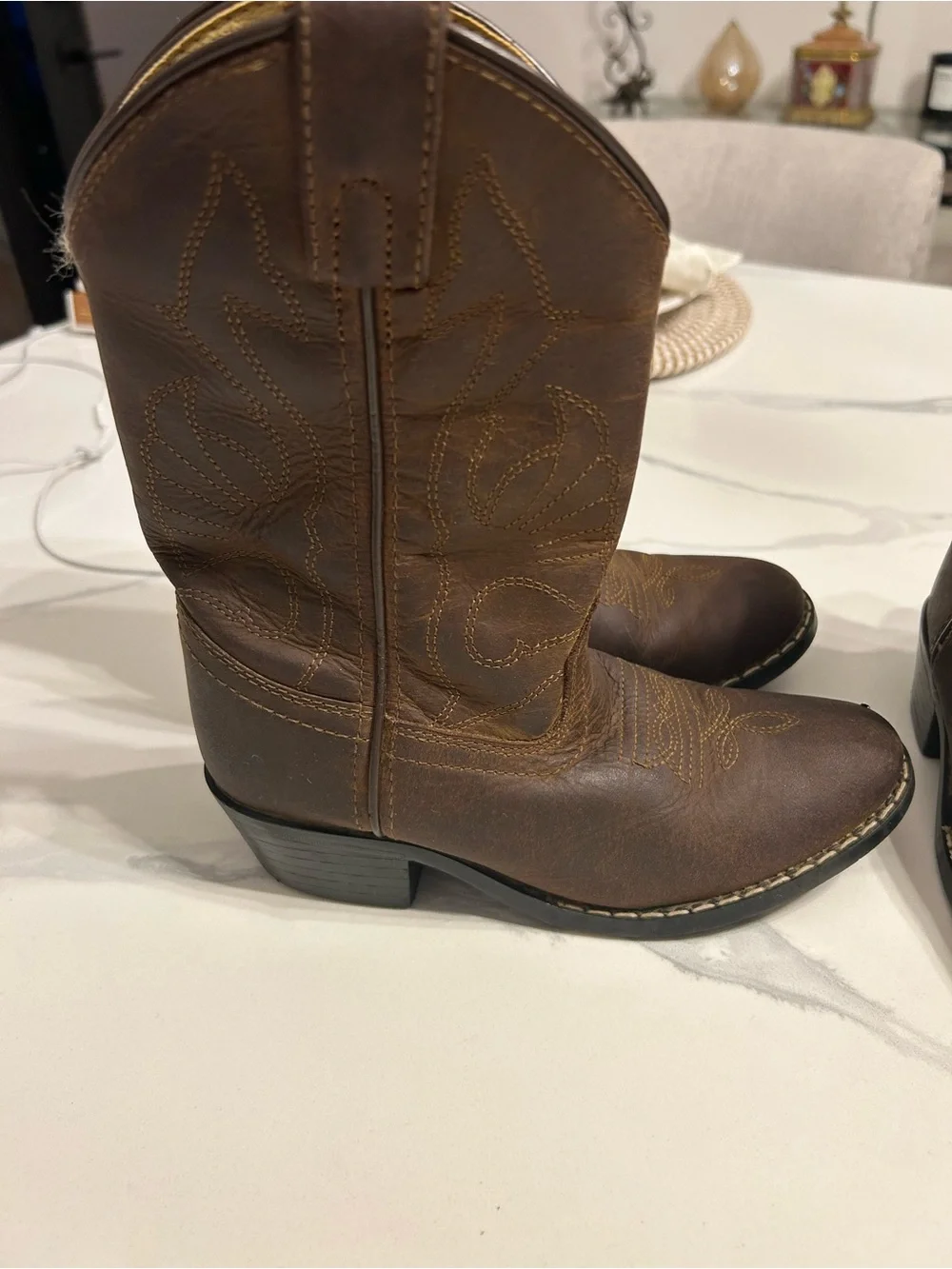 Kids Masterson Brown Distressed Leather Western Cowboy Boots - Pair. Sz 13 & 9.5
